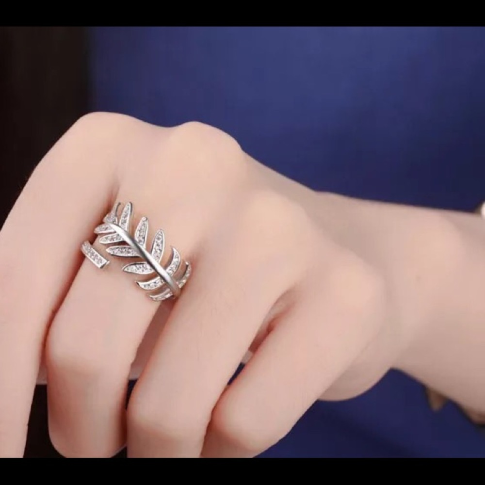 925 Sterling Silver Feather adjustable ring